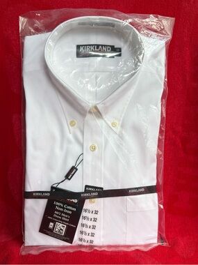 Kirkland Signature Men's White Button-Down Dress Shirt Long Sleeve 16.5 32 NEW